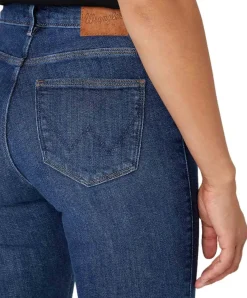 Wrangler Jeans Skinny Fit Body Bespoke in Good News