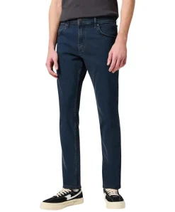 Wrangler Jeans Straight Fit Greensboro in Iron Blue