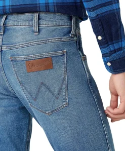 Wrangler Jeans Tapered Fit Larston in Blue Fever