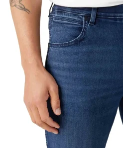 Wrangler Larston Jeans Tapered in Apollo Waschung