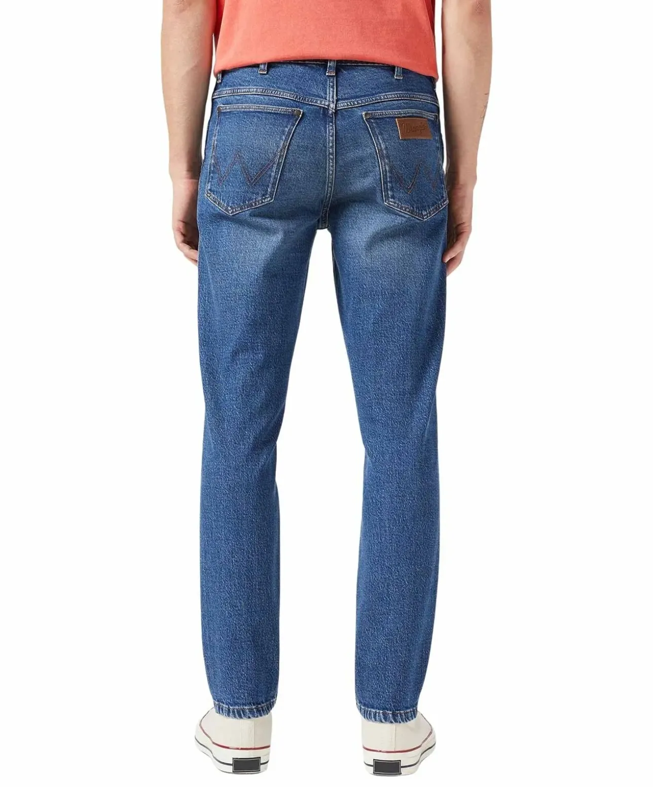 Wrangler River Jeans Straight in Mittelblauer Waschung