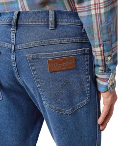 Wrangler Texas Slim Jeans in Ridge Waschung