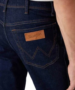 Wrangler Texas Slim Jeans in dunklem Rinsewash