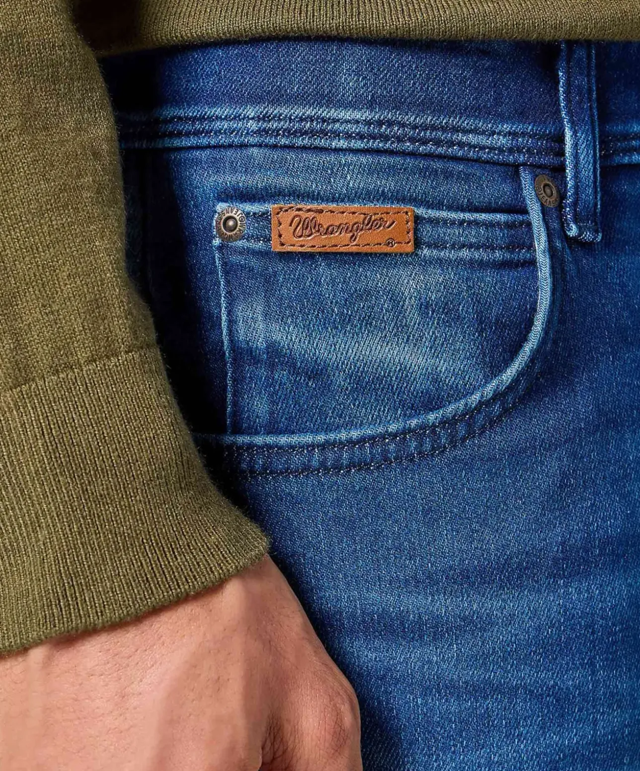 Wrangler Texas Slim Jeans in Blue Jam