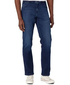 Wrangler Texas Stretch Jeans in dunkelblauem High-Stretch