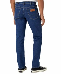 Wrangler Texas Stretch Jeans Straight Fit mit Used Look
