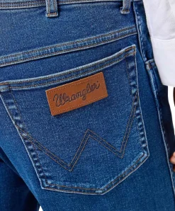 Wrangler Texas Stretch Jeans in Midnight Shadow
